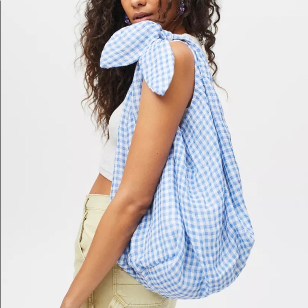 URBAN OUTFITTERS GINGHAM HOBO BAG
